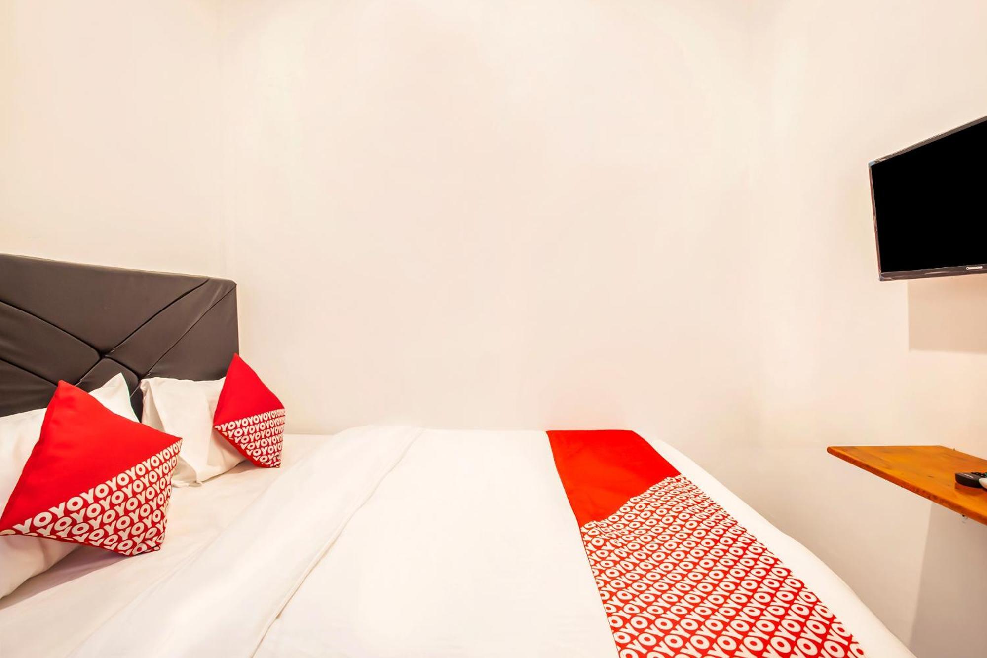 Oyo 2720 Sutomo Inn Medan Kültér fotó