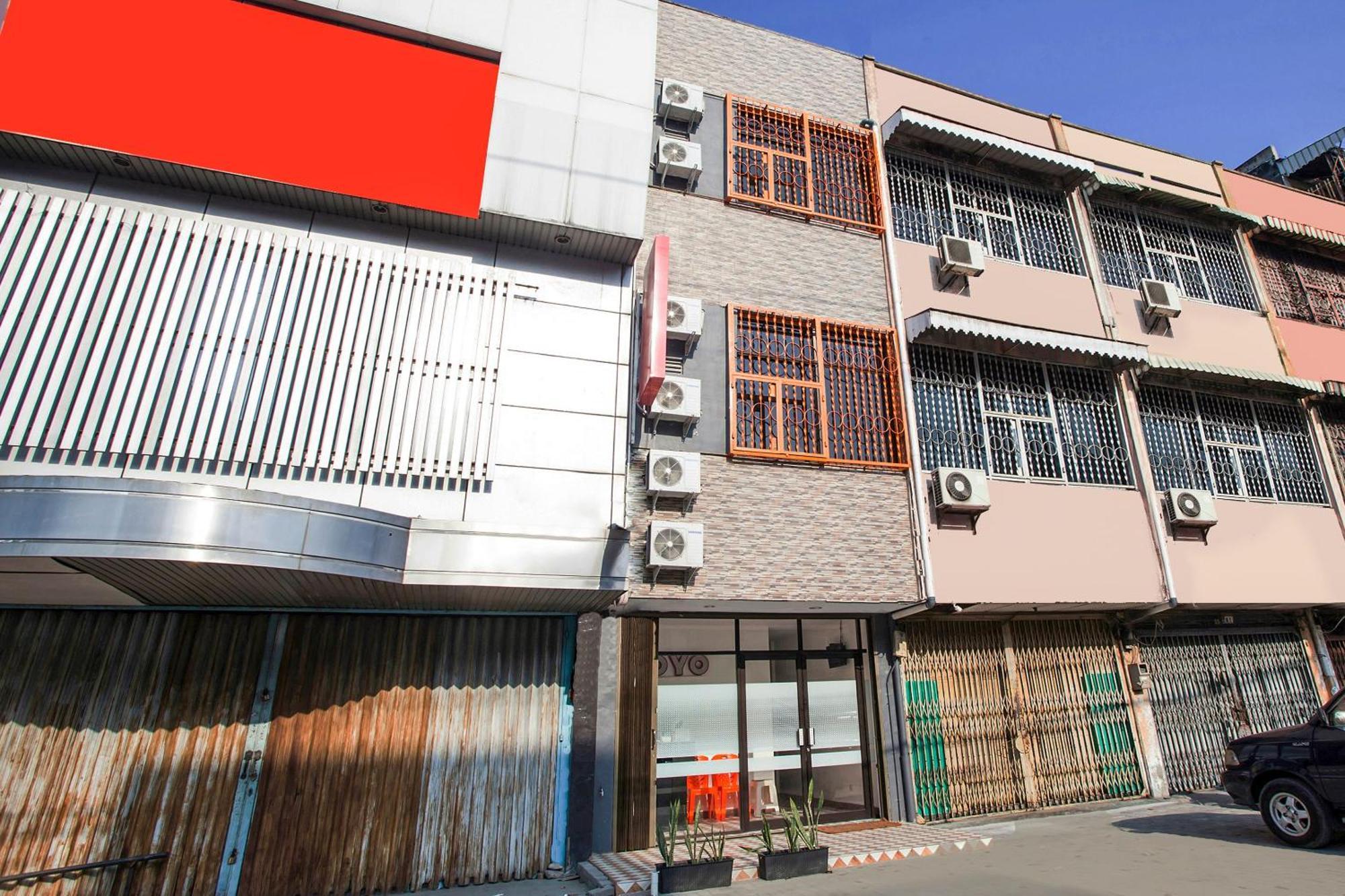 Oyo 2720 Sutomo Inn Medan Kültér fotó